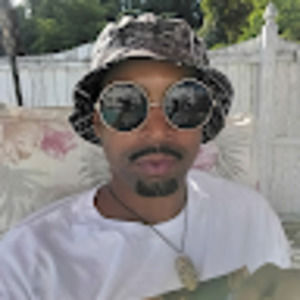 Meet your Posher, Julius